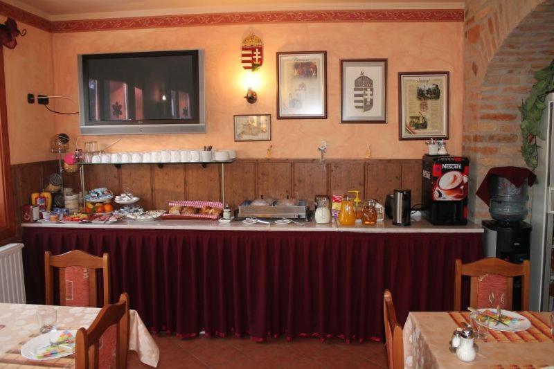 Rozmann Family Panzio & Apartmanhaz Sárvár Extérieur photo